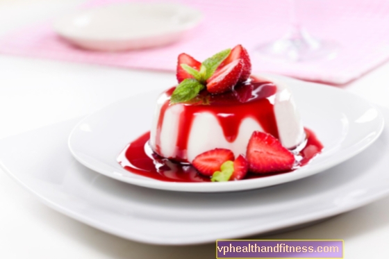 La panna cotta es un postre elaborado con nata cocida. Calorías, valores nutricionales