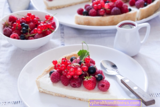 Tarta - con espinacas, manzanas y fresas. Calorías, valores nutricionales